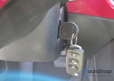 2012 Volkswagen Beetle 2.5L from USA, damaged, VIN 3VWJP7AT2CM628982